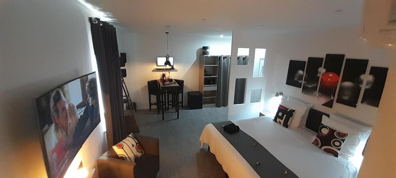Bed and Breakfast Kassanos "La Garenne" Privas Zewnętrze zdjęcie
